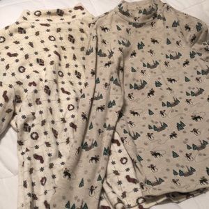 2 holiday mock turtle neck shirts. Sz small